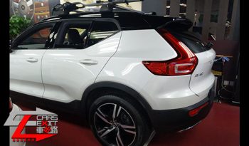 Volvo XC40 T5 R-DESIGN full
