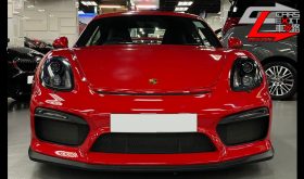 Porsche CAYMAN GT4