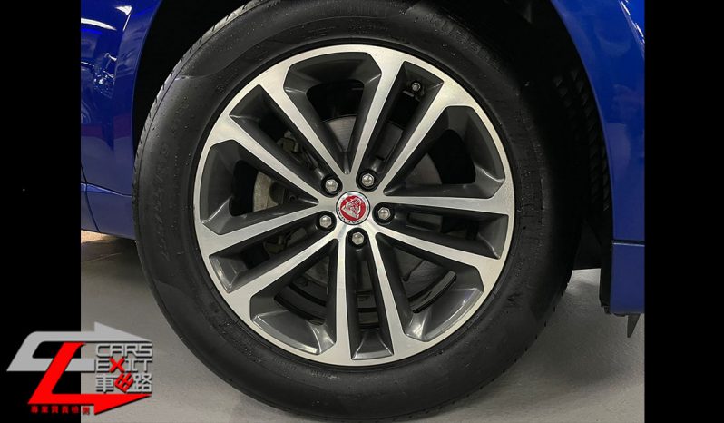 JAGUAR F-PACE 25T PRESTIGE RWD full