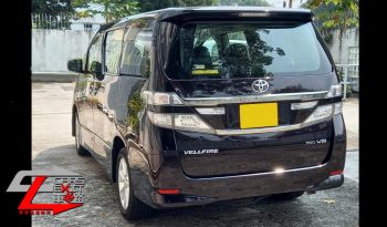 Toyota Vellfire 3.5 full