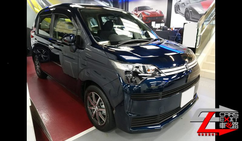 Toyota Spade full