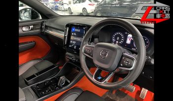 Volvo XC40 T5 R design full
